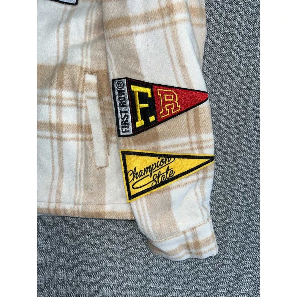 First Row Padding Shacket Mens Large Beige White Check Multi‎ Patches Wool Lined